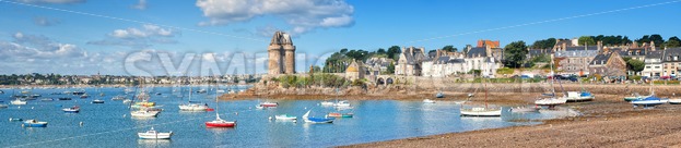 English Cnannel lagoon by St Malo, Brittany, France