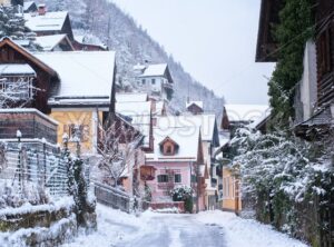 Hallstatt old town, Alps mountains, Austria, in winter - GlobePhotos - royalty free stock images