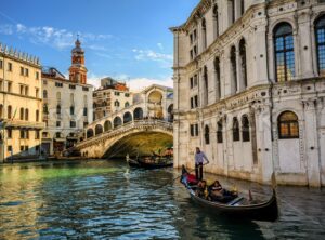 Rialto bridge on the Grand Canal, Venice, Italy - GlobePhotos - royalty free stock images