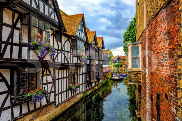 Medieval houses and river Stour in Canterbury Old Town, Kent, England Stock Photo
